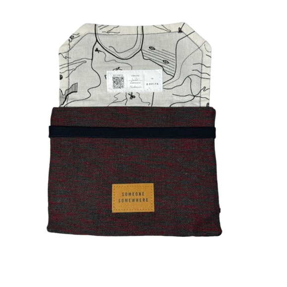 Delta One Airlines Amenities Bag Pouch Case Travel Pouch Only Someone Somewhere - Picture 3 of 5